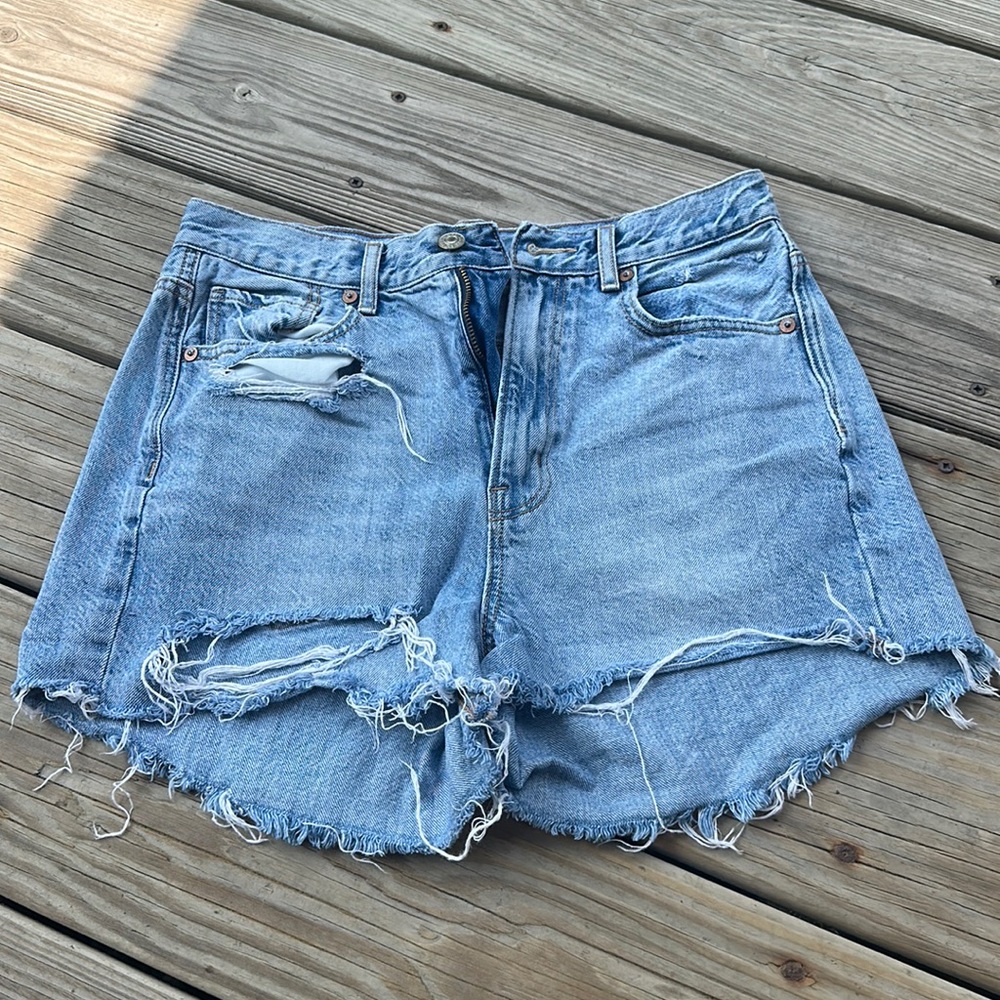 American eagle jean shorts size 4